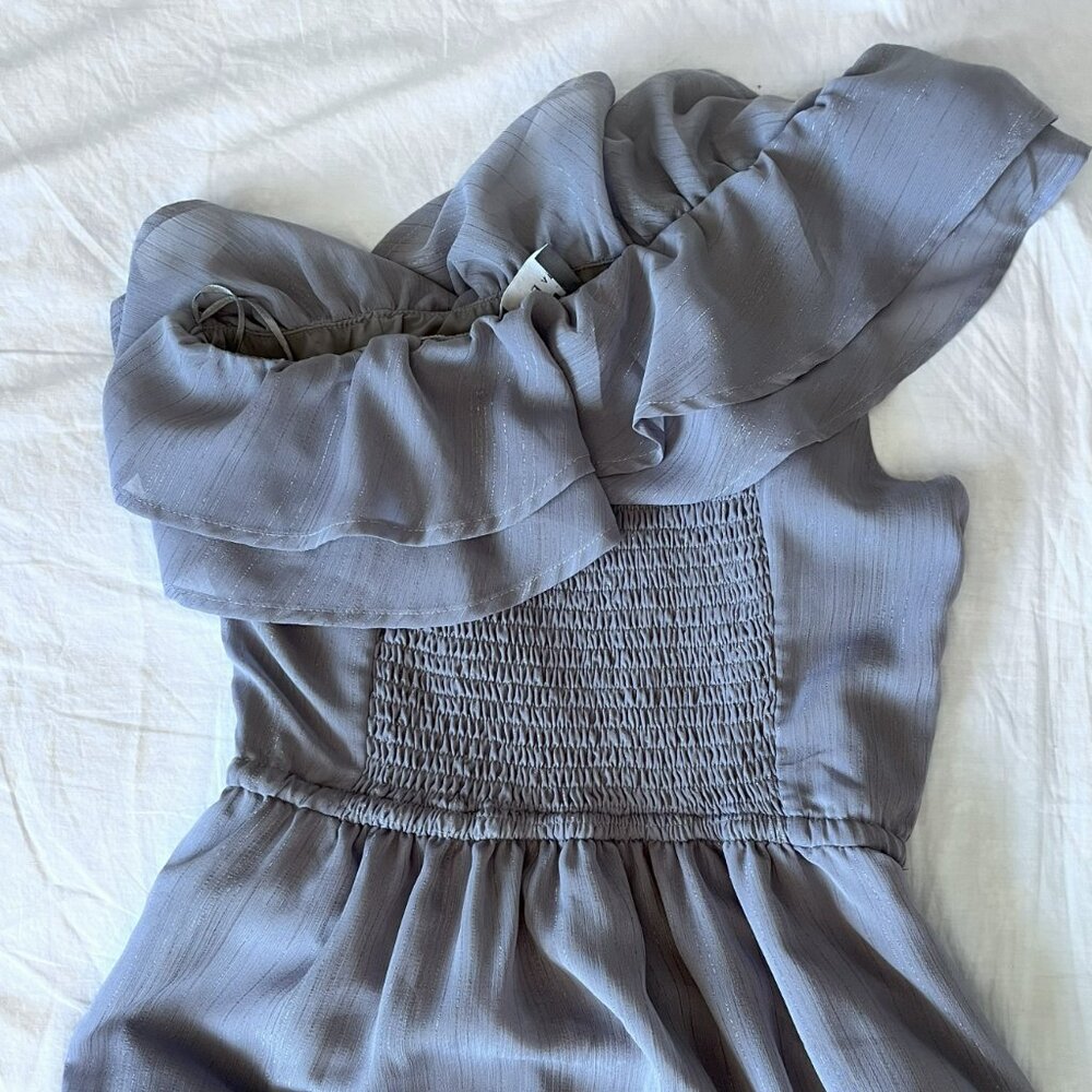 flowy ruffle prom dress - Picture 3 of 5